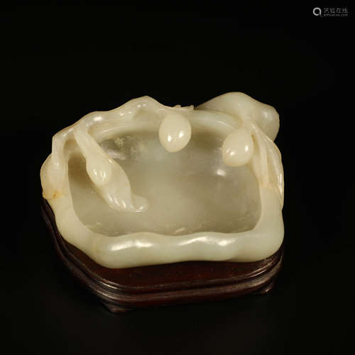 A Chinese White Jade Carved Peach Shaped Brush Washer