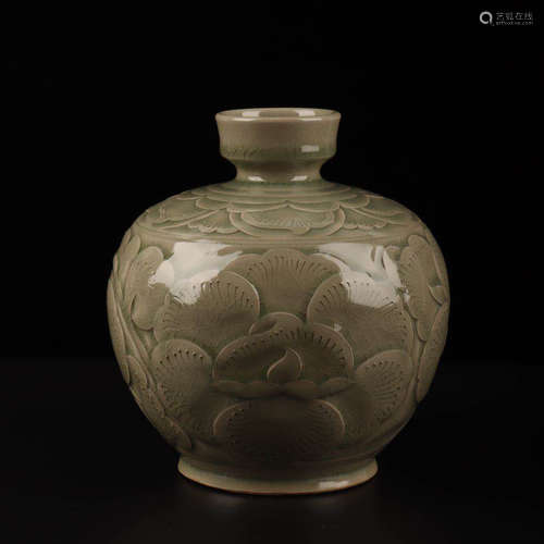 A Chinese Yaozhou Kiln Floral Carved Porcelain Vase