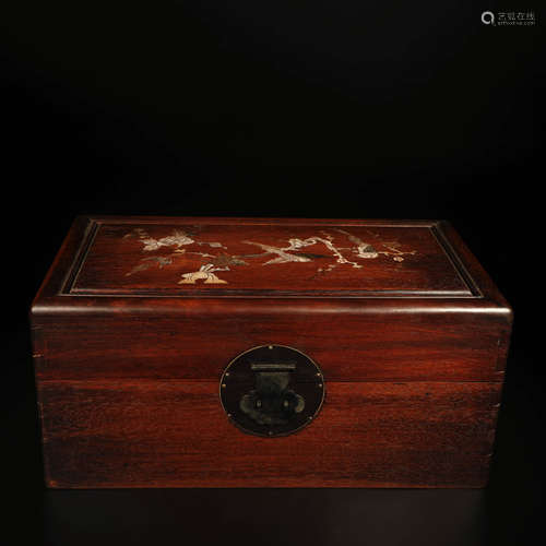 A Chinese Rosewood Carved Flower&Bird Pattern Book Box