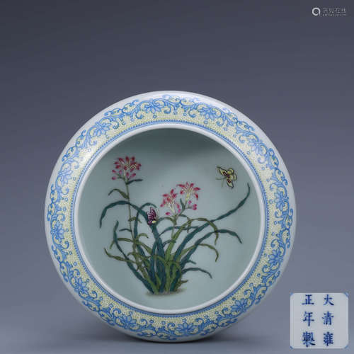 A Chinese Enamel Floral Porcelain  Brush Washer