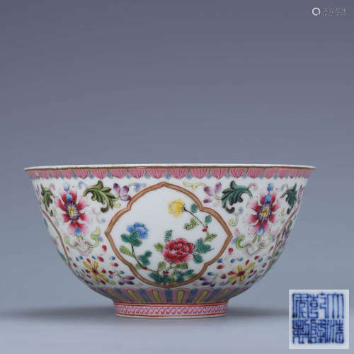A Chinese Famille Rose Floral Porcelain Bowl