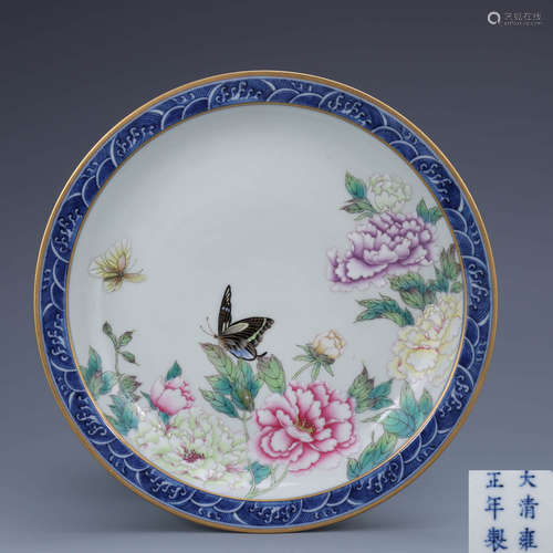 A Chinese Famille Rose Floral Porcelain Plate