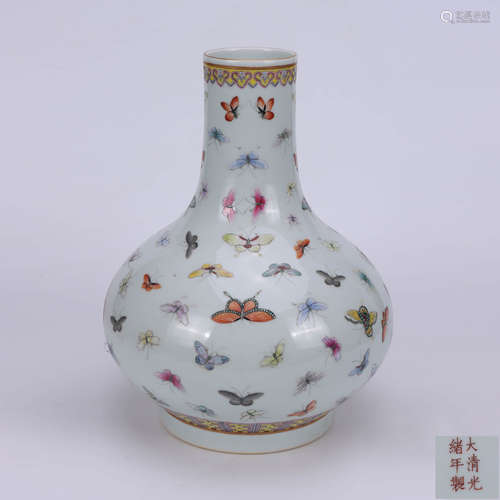 A Chinese Famille Rose Butterfly Painted Porcelain Vase