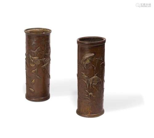 Paire de vases cylindrique en sentoku à décors en …