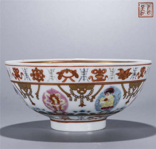 Famille rose with gold edge porcelain bowl