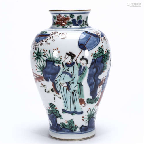 Blue and white wu cai courtyard and figure pattern porcelain vase