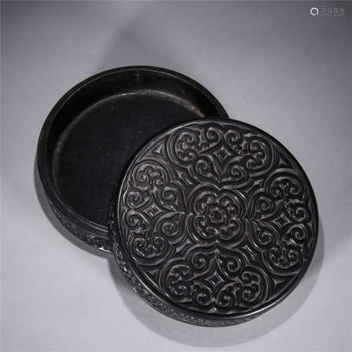 Lacquer carved cloud pattern cover box