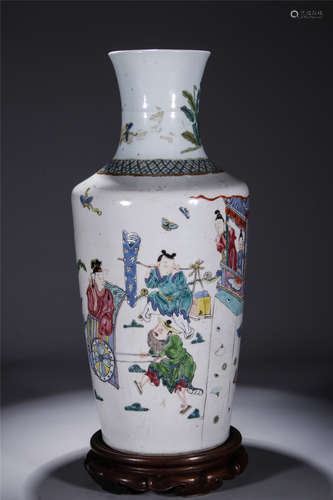 Famille rose figure and story drawing porcelain bottle