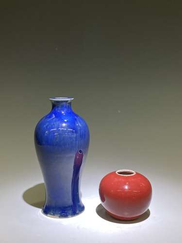 清 單色釉二件（寶石紅水盂、寶石藍瓶）