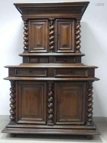 Cabinet. Epoque Louis Xiii