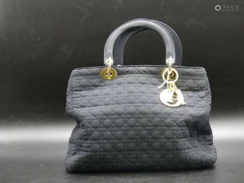 Christian Dior. Sac Lady Dior …