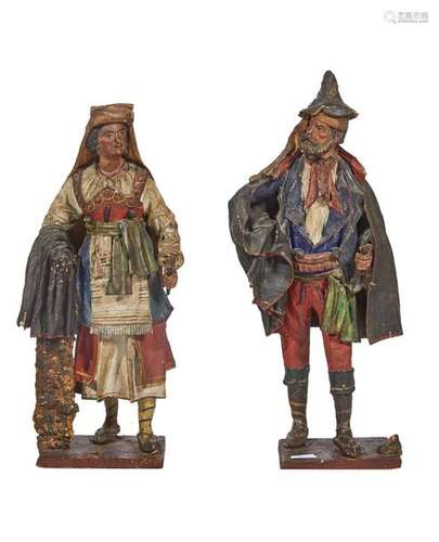 182 Deux sujets en carton bouilli polychrome, base…