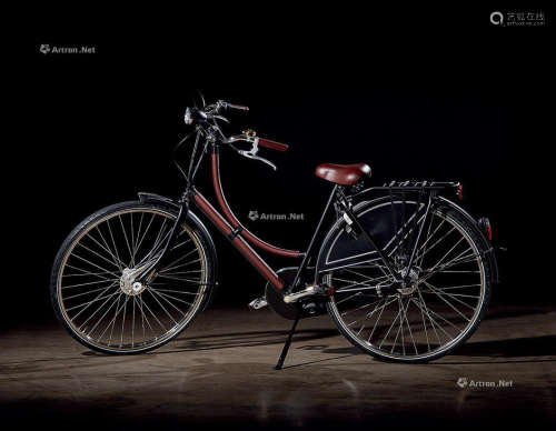 2008年作 爱马仕 × Batavus 联名 复古自行车（褐色）
