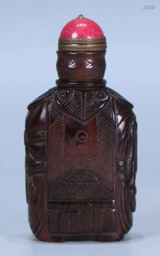 A GLASS SNUFF BOTTLE CARVED WITH POETRY