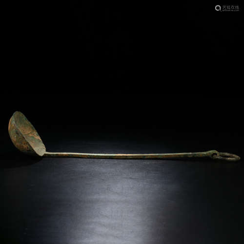 A CHINESE BRONZE SPOON