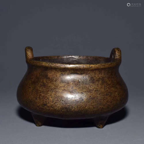 A CHINESE DOUBLE EARS COPPER INCENSE BURNER