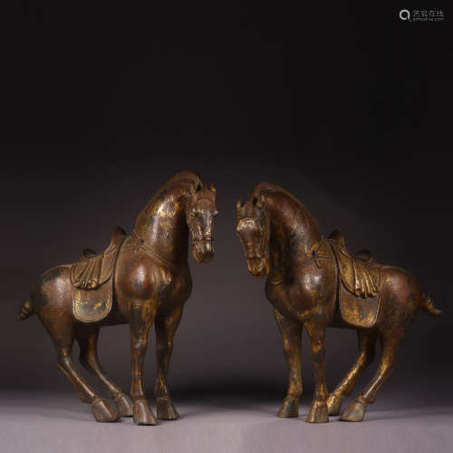 A PAIR OF CHINESE GILD BRONZE HORSE ORNAMENTS