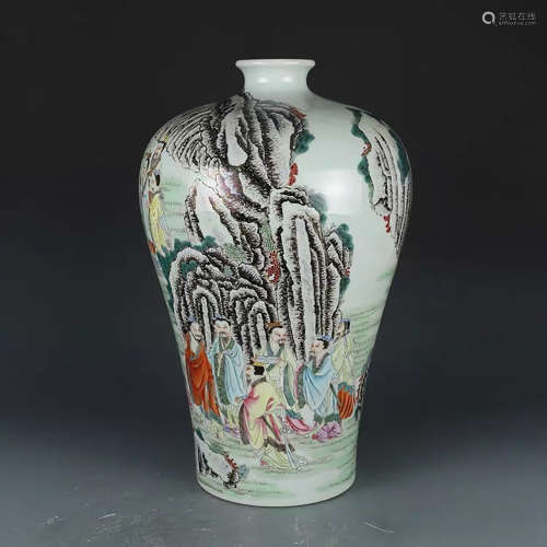 A CHINESE ENAMEL IMMORTALS PAINTED PORCELAIN VASE