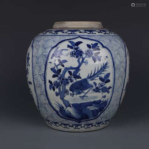 A CHINESE BLUE AND WHITE PAINTED PORCELAIN JAR