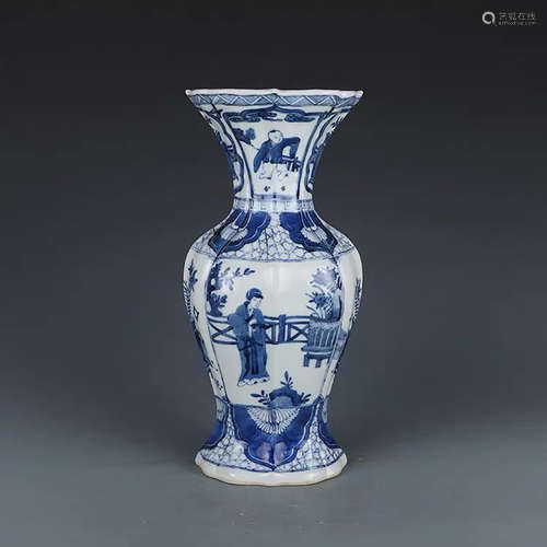 A CHINESE BLUE AND WHITE FIGURE PAINTED PORCELAIN FLOWER VASE