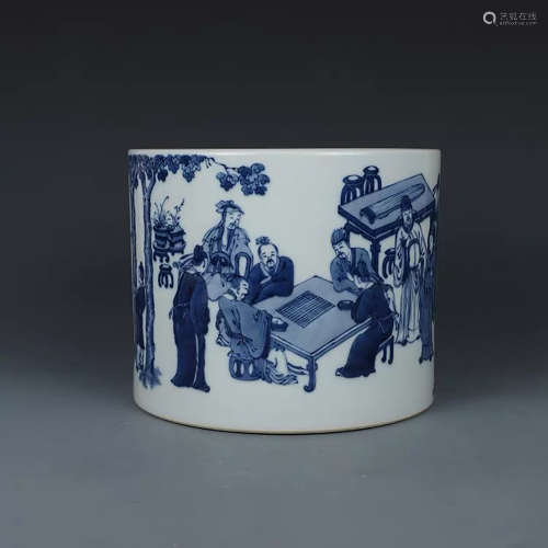 A CHINESE BLUE AND WHITE PAINTED PORCELAIN BRUSH POT