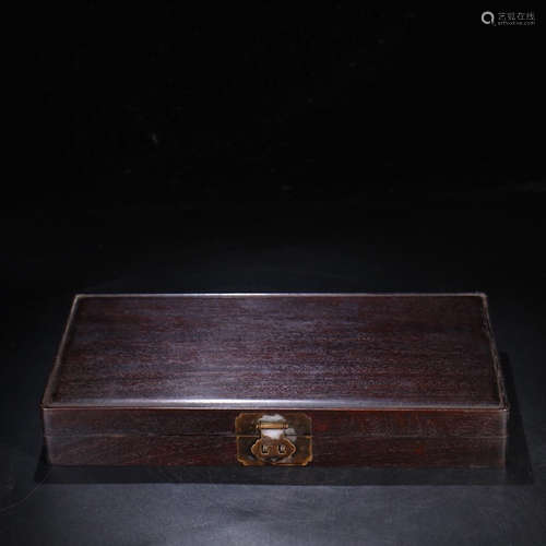 A CHINESE RED SANDALWOOD BOX