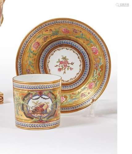 SEVRES Tasse litron 1ere grandeur et sa sous tasse…