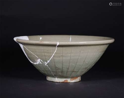 A LIAO DYNASTY CELADON BOWL