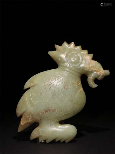 A HONGSHAN JADE EAGLE