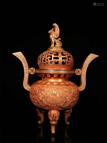 A QING DYNASTY BRONZE GILDED INCENCE BURNER,TWO DRAGONS PLAYING WITH PEARL