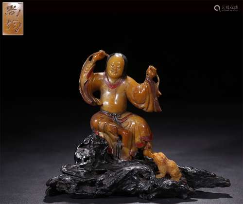 A FAMOUS SHANGJUN ORNAMENT OF TIAN HUANG STONE CARVING LIU HAI PLAYING WITH GOLDEN TOAD