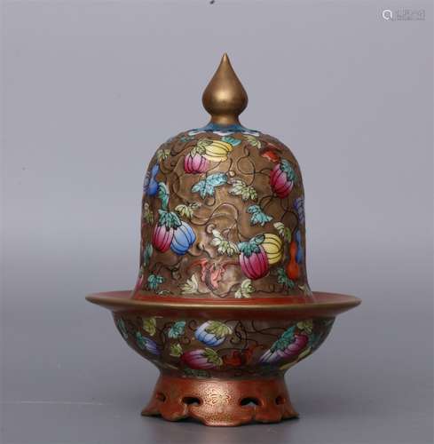 A QING QIANLONG DYNASTY ENAMELED MELON FRUIT INCENSE BURNER