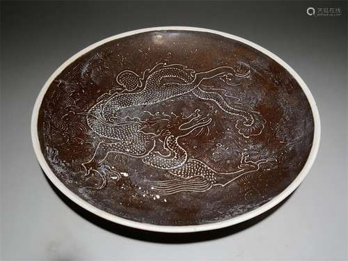 A LIAO DYNASTY ZIDING DRAGON PATTERN PLATE