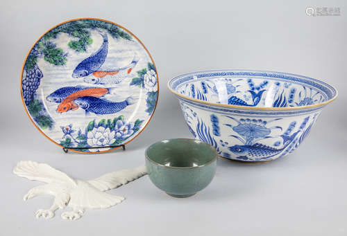 Group of Japanese Porcelain Items