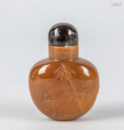 Chinese Honey Agate Snuff Bottle