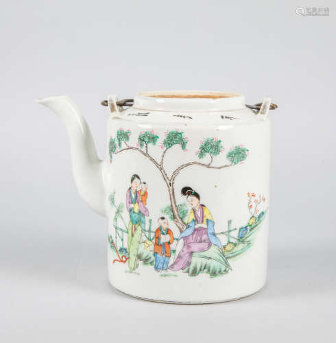 Chinese Famille Rose Porcelain Tea Pot