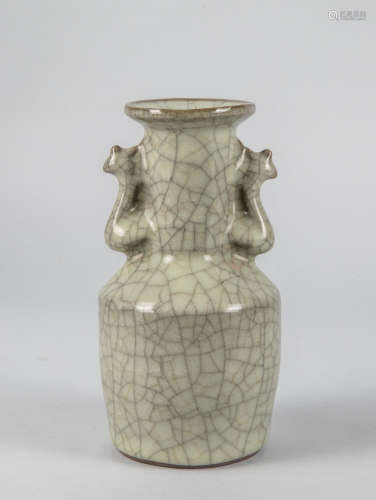 Chinese Ge Type Porcelain Mallet Vase
