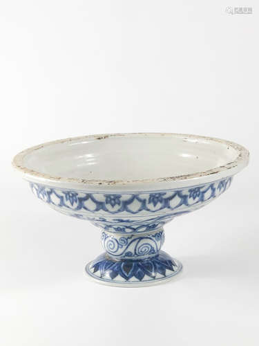 Chinese Blue White Porcelain Stem Bowl