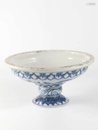 Chinese Blue White Porcelain Stem Bowl