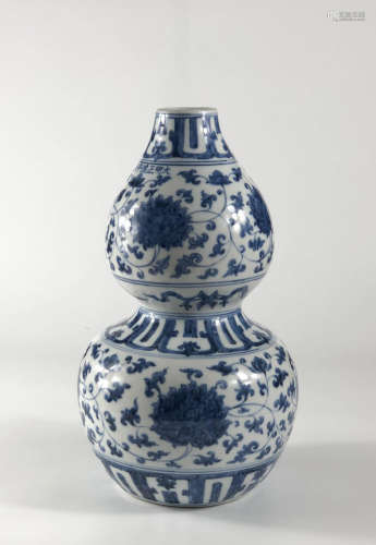 Chinese Blue White Porcelain Gourd Vase
