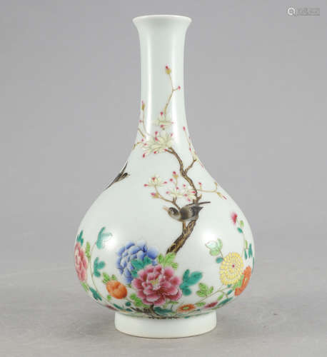 Chinese Famille Rose Porcelain Vase