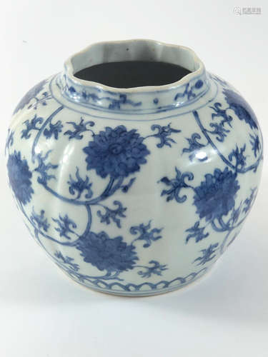 Chinese Blue White Porcelain Jar