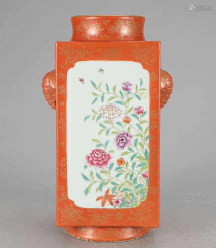 Chinese Gilded Coral Glazed Porcelain Vase