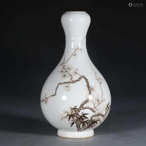 Chinese Famille Rose Porcelain Vase, Marked