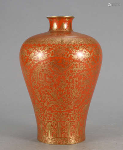 Chinese Gilded Coral Glazed Porcelain Vase