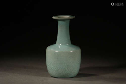 Chinese Ru Yao Style Porcelain Vase