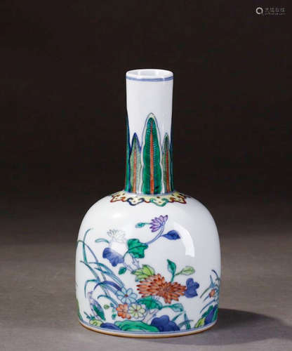 Chinese Doucai Porcelain Mallot Shape Vase