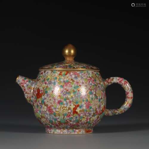 A QING DYNASTY QIANLONG STYLE FAMILLE ROSE PAINTED GOLD TEAPOT