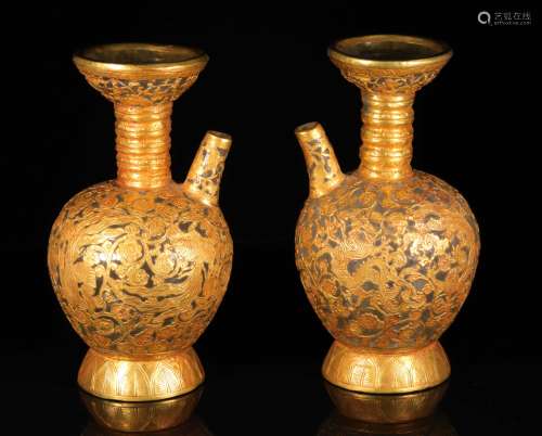 A PAIR OF TANG DYNASTY SILVER GILDED CRYSTAL WATER PURIFICATION BOTTLES