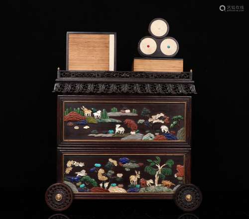 A QING DYNASTY RED SANDALWOOD INLAID WITH TREASURES BOX